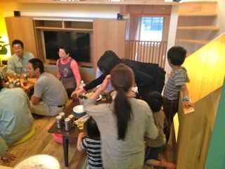 竣工記念パーティーの様子2.jpg