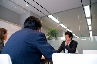 会社の照明.jpg